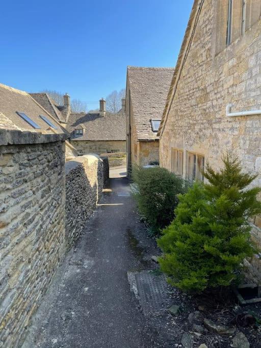 Fordview Cottage Is Full Of Cotwolds Charm Upper Slaughter Exteriör bild