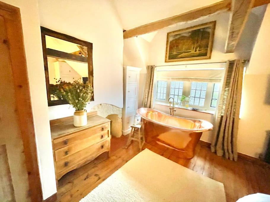 Fordview Cottage Is Full Of Cotwolds Charm Upper Slaughter Exteriör bild