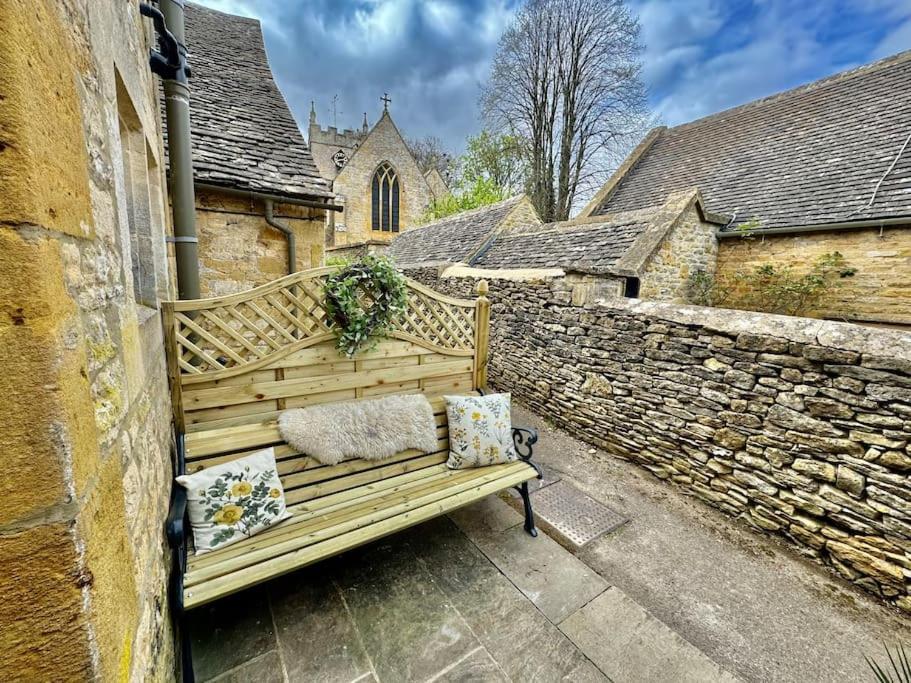 Fordview Cottage Is Full Of Cotwolds Charm Upper Slaughter Exteriör bild
