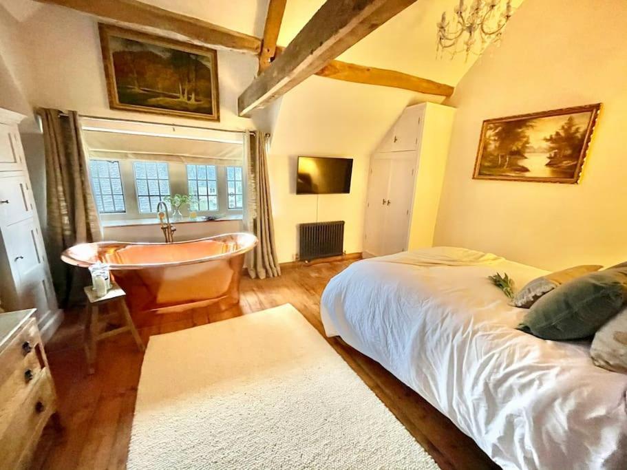 Fordview Cottage Is Full Of Cotwolds Charm Upper Slaughter Exteriör bild
