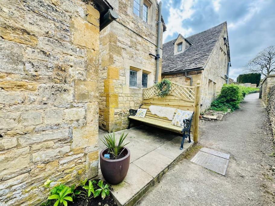 Fordview Cottage Is Full Of Cotwolds Charm Upper Slaughter Exteriör bild